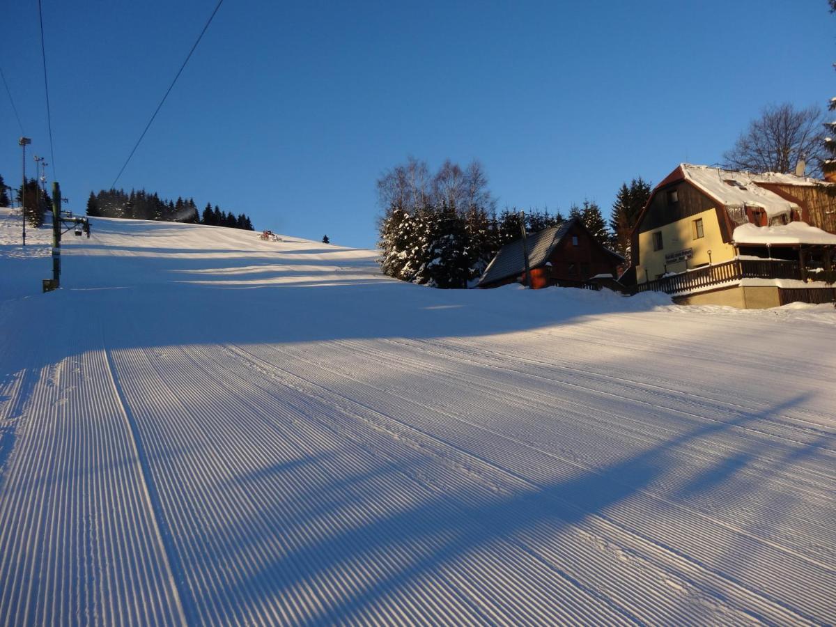Horská chata Hubert Bedřichov Esterno foto