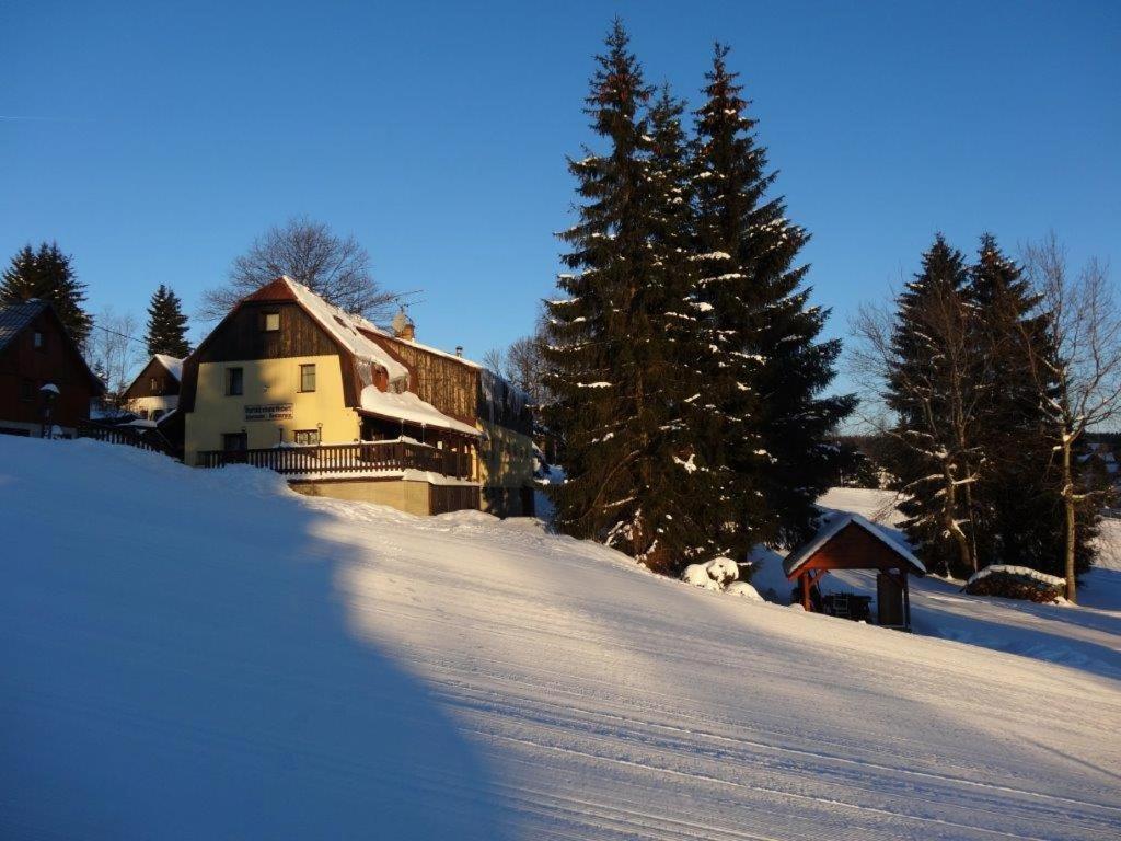 Horská chata Hubert Bedřichov Esterno foto