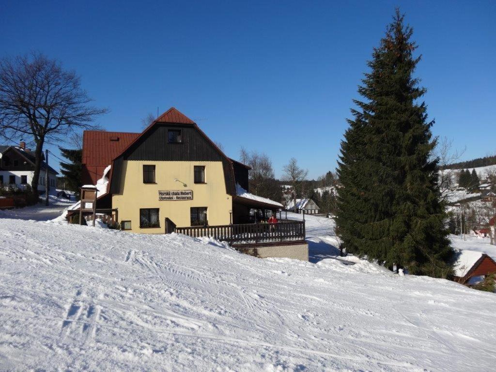 Horská chata Hubert Bedřichov Esterno foto