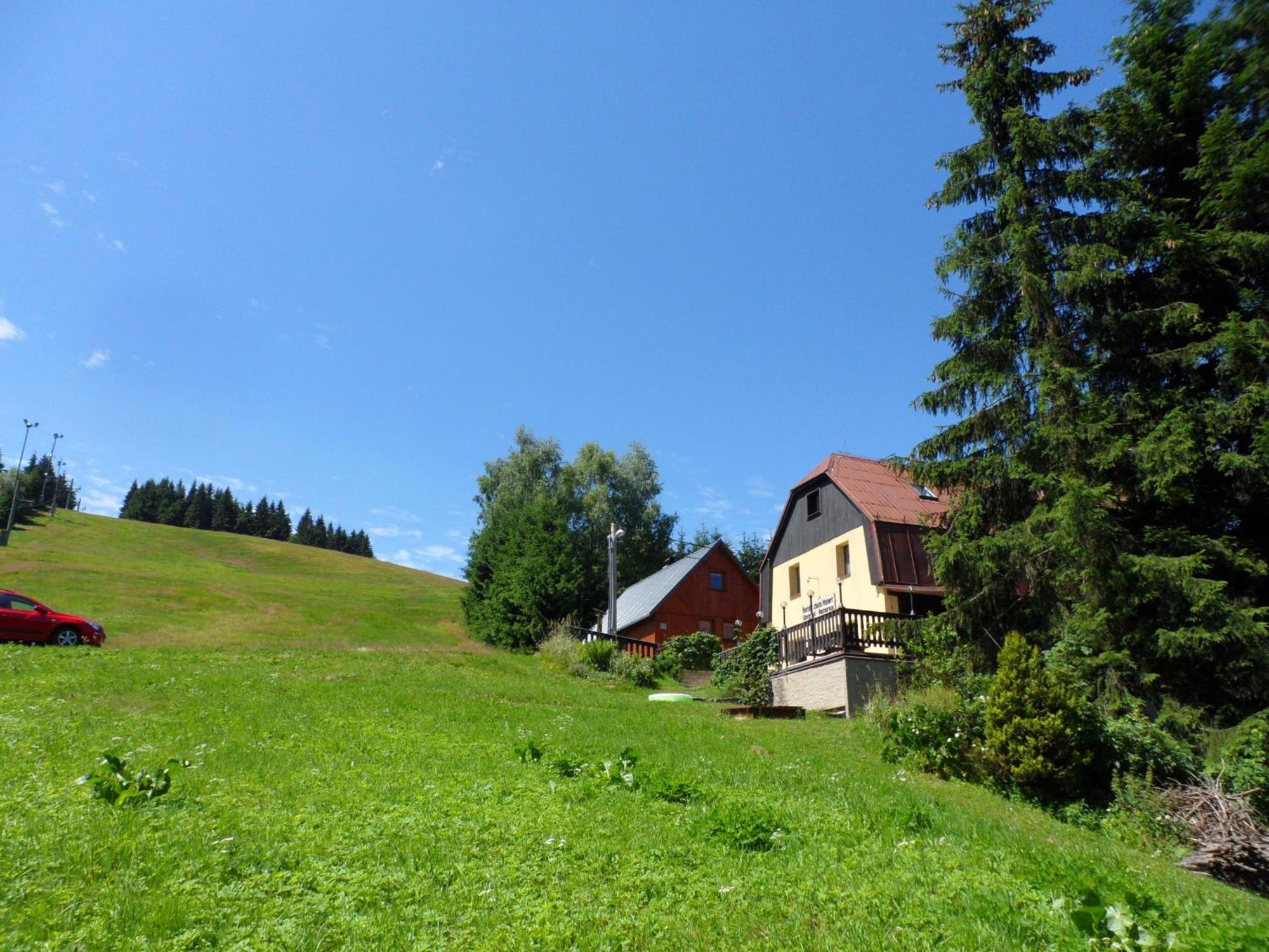 Horská chata Hubert Bedřichov Esterno foto